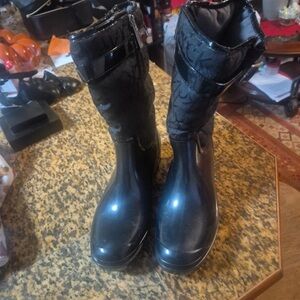 Elegant Black Women's Winter Boots